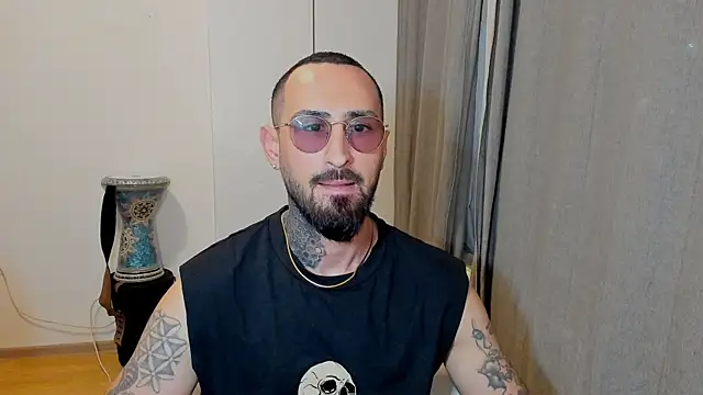 Baddfuckerr online show from 01/19/25, 05:49