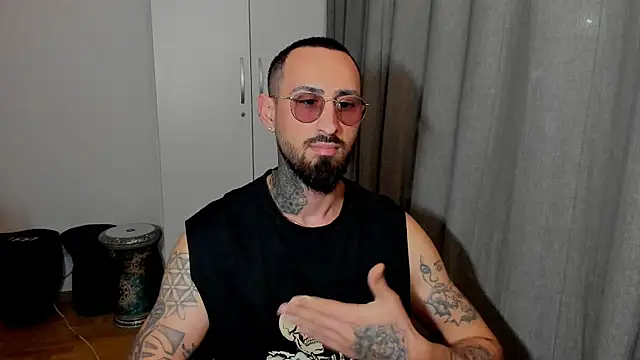 Baddfuckerr online show from 01/21/25, 04:27