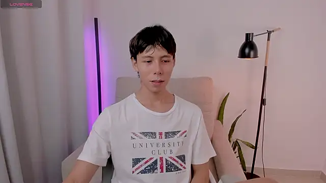 kim lian21 online show from 02/07/26, 09:13