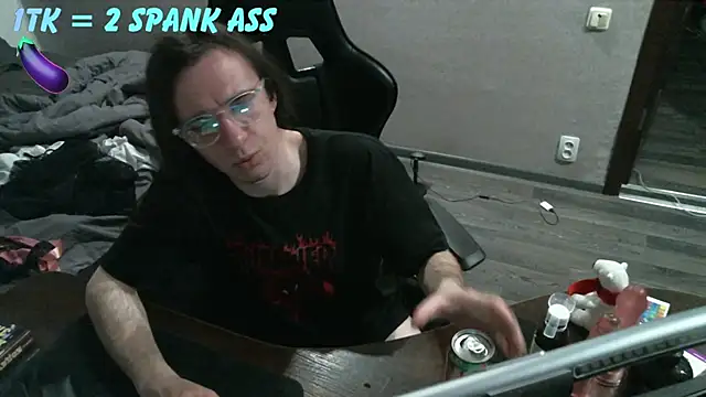 izilizi 23 online show from 05/16/26, 07:01