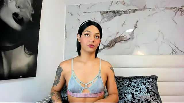 emily lady20 online show from 06/15/26, 04:04