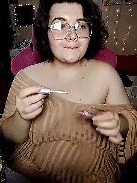 DenisHailey online show from 09/26/25, 04:00