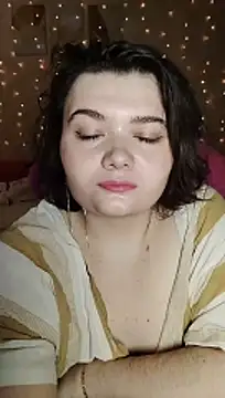 Snapshot of DenisHailey chatting on 11/16/25, 04:56 DenisHailey online show from 11/16/25, 04:56