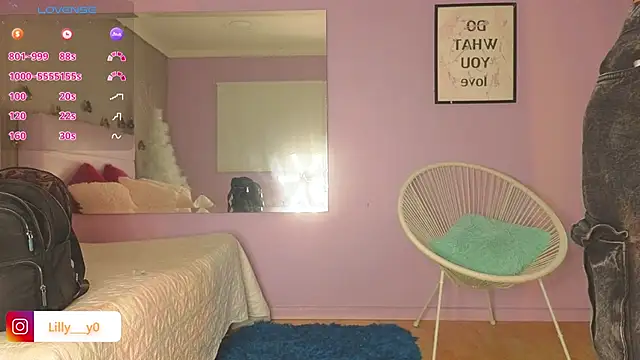 Snapshot of LillyDolls23 chatting on 03/05/25, 12:55 LillyDolls23 online show from 03/05/25, 12:55