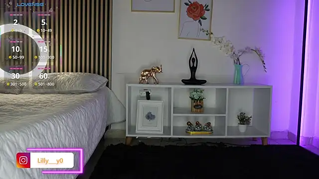 LillyDolls23 online show from 10/03/25, 12:35