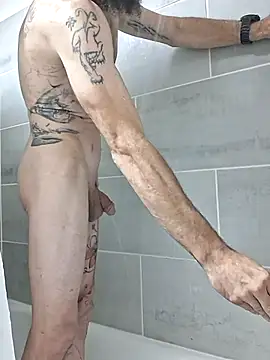 Snapshot of chillmfrs chatting on 11/01/25, 06:10 chillmfrs online show from 11/01/25, 06:10