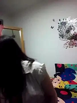 Cameron puppy online show from 11/06/25, 07:09