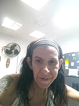 Cameron puppy online show from 06/03/26, 05:51