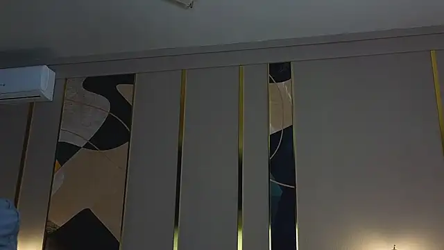 katy  moonj online show from 10/10/25, 01:15