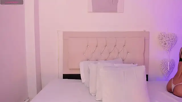 daiana curly online show from 12/16/24, 12:06