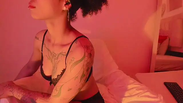 daiana curly online show from 01/15/25, 03:07