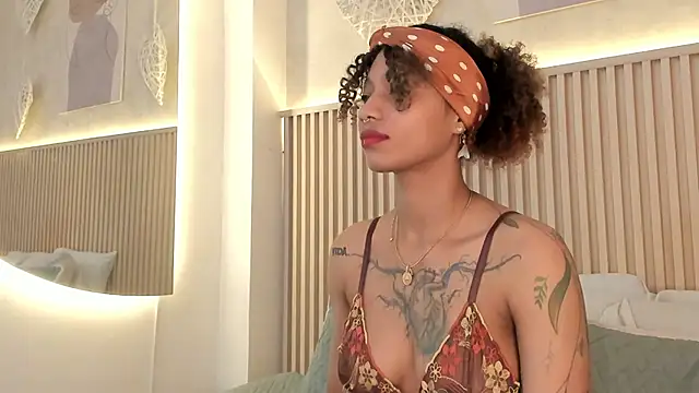 daiana curly online show from 02/21/26, 08:10