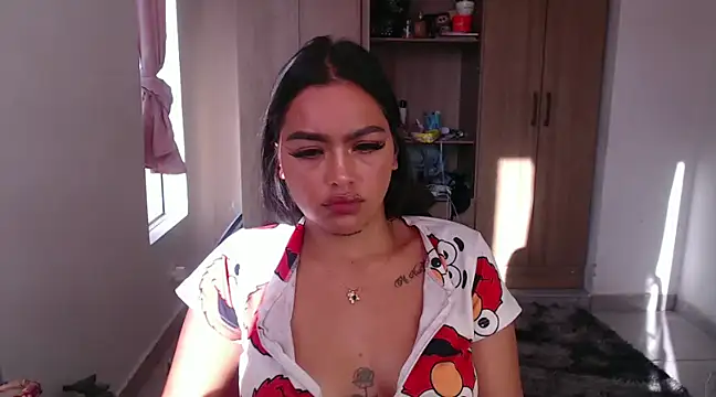 fairylatin222 online show from 01/11/25, 12:50