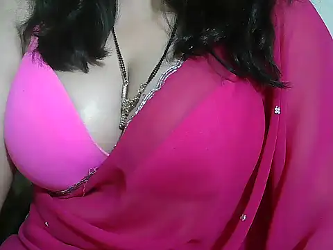 Snapshot of rehana_housewife chatting on 02/26/26, 07:29 rehana housewife online show from 02/26/26, 07:29