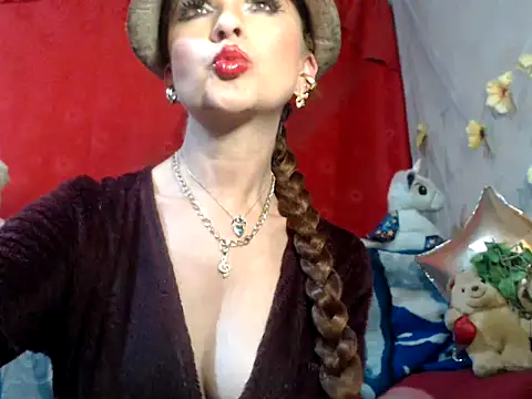 hottieperla online show from 12/01/24, 07:58
