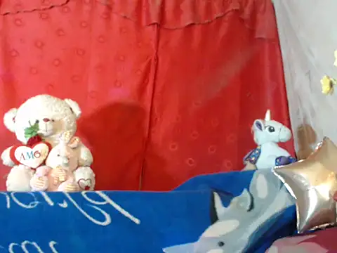 hottieperla online show from 12/13/24, 07:10
