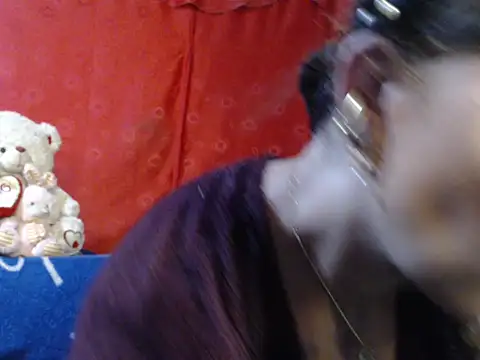 hottieperla online show from 12/20/24, 08:34