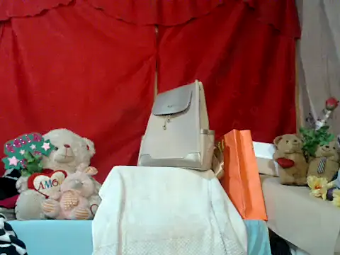 hottieperla online show from 10/25/25, 07:30