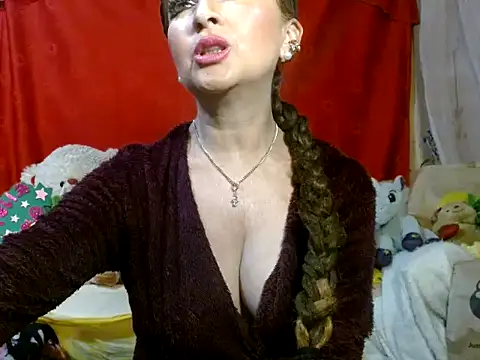hottieperla online show from 05/20/26, 06:25