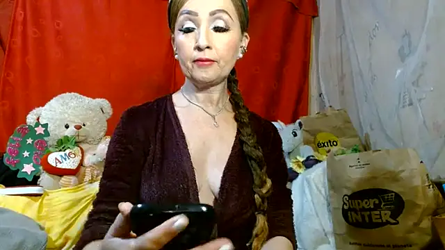 hottieperla online show from 07/23/26, 05:00