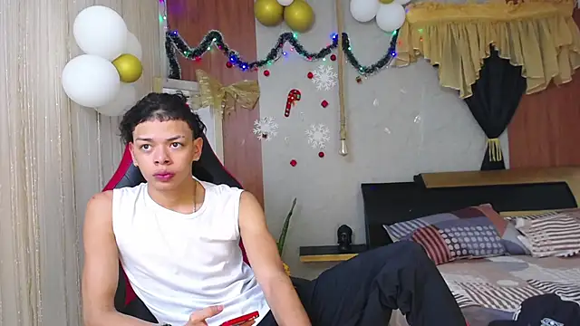 Snapshot of Harry_jhonsson chatting on 11/22/25, 11:37 Harry jhonsson online show from 11/22/25, 11:37