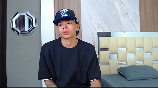 Snapshot of Harry_jhonsson chatting on 03/02/26, 11:00 Harry jhonsson online show from 03/02/26, 11:00