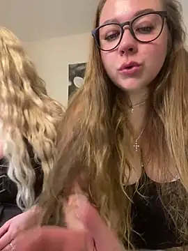 AurorHarris online show from 12/17/24, 06:31