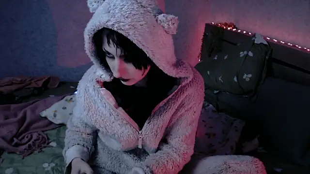 Snapshot of Rory_Pink chatting on 03/12/26, 11:38 Rory Pink online show from 03/12/26, 11:38