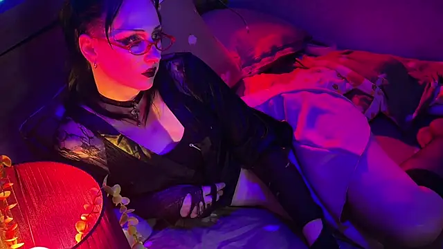 Snapshot of Rory_Pink chatting on 05/16/26, 03:25 Rory Pink online show from 05/16/26, 03:25