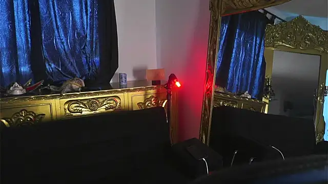 Snapshot of dantecoppolaa_ chatting on 01/05/25, 05:51 dantecoppolaa online show from 01/05/25, 05:51