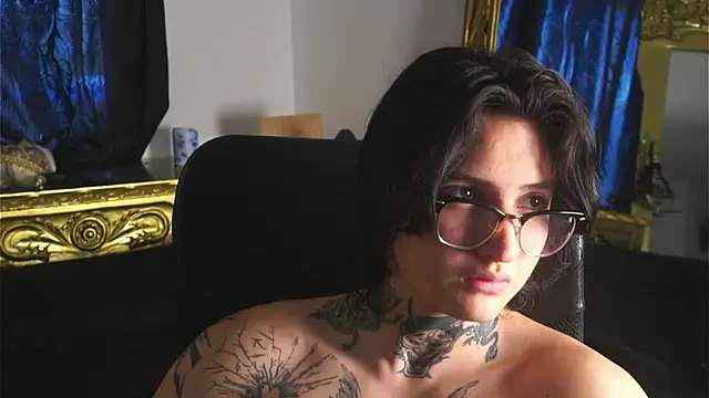 Snapshot of dantecoppolaa_ chatting on 01/07/25, 03:54 dantecoppolaa online show from 01/07/25, 03:54