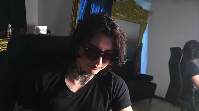 Snapshot of dantecoppolaa_ chatting on 02/01/25, 03:18 dantecoppolaa online show from 02/01/25, 03:18