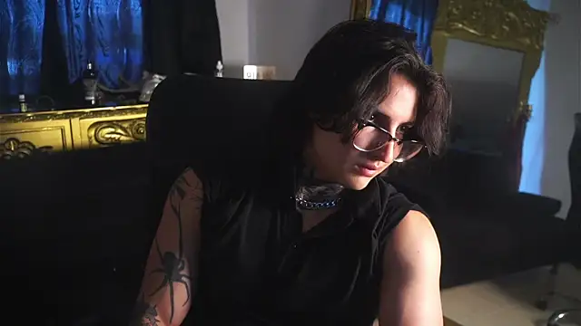 Snapshot of dantecoppolaa_ chatting on 02/09/25, 04:50 dantecoppolaa online show from 02/09/25, 04:50