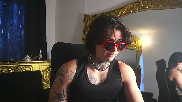 Snapshot of dantecoppolaa_ chatting on 02/16/25, 06:43 dantecoppolaa online show from 02/16/25, 06:43