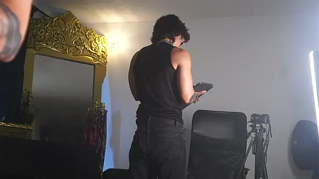 Snapshot of dantecoppolaa_ chatting on 02/16/25, 09:59 dantecoppolaa online show from 02/16/25, 09:59
