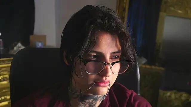 Snapshot of dantecoppolaa_ chatting on 02/19/25, 09:58 dantecoppolaa online show from 02/19/25, 09:58