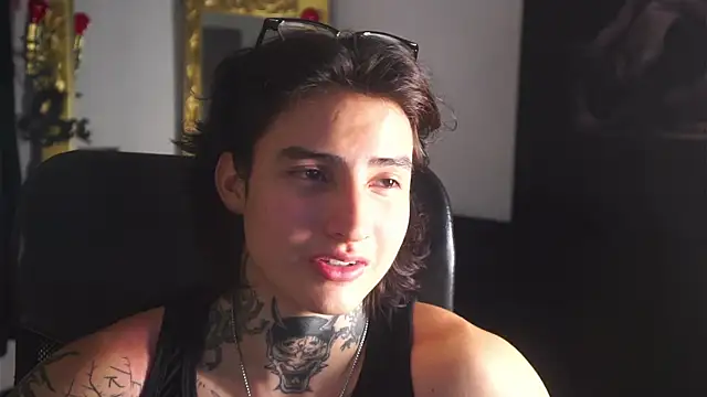Snapshot of dantecoppolaa_ chatting on 03/12/25, 11:01 dantecoppolaa online show from 03/12/25, 11:01
