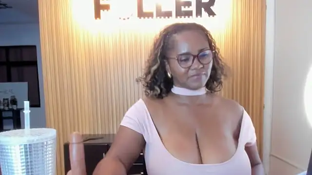 AliciaMiilf online show from 02/11/25, 06:08