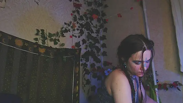 Tiny Witch online show from 06/09/26, 11:05