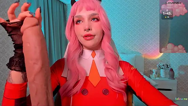 LeylaNoiry online show from 09/30/25, 03:06