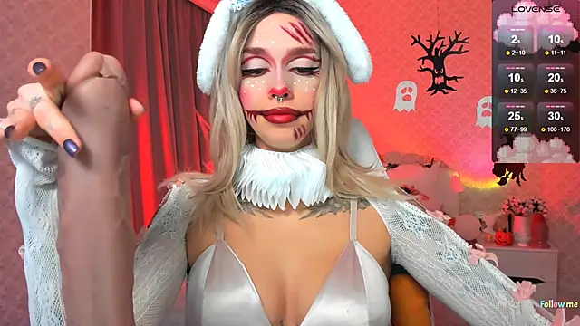 LeylaNoiry online show from 10/28/25, 03:25