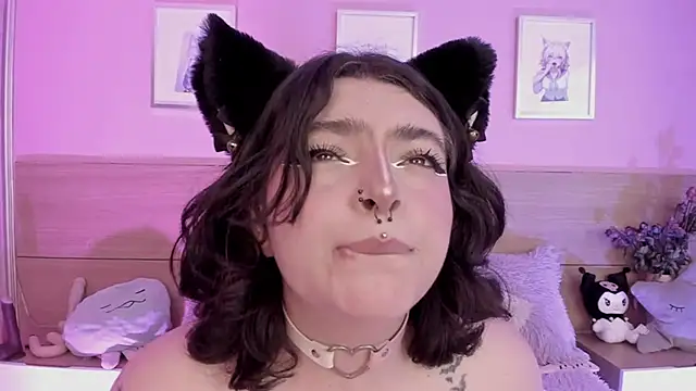 Sachi Meow online show from 02/02/25, 07:04