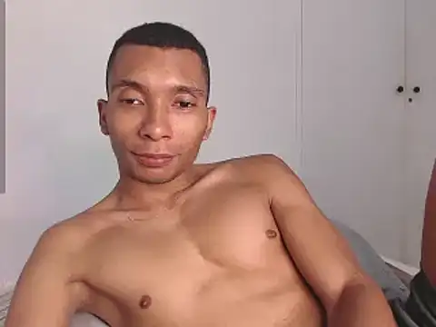 Aaronblack1  online show from 02/21/25, 09:54