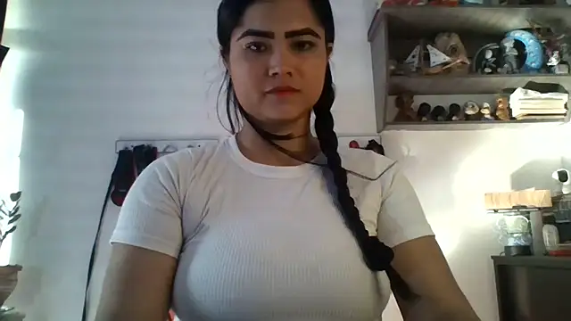 Snapshot of scarlet-kennedy98 chatting on 12/11/24, 08:50 scarlet-kennedy98 online show from 12/11/24, 08:50