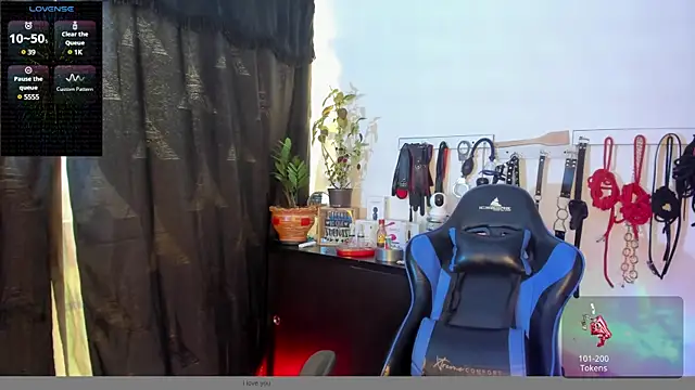 Snapshot of scarlet-kennedy98 chatting on 01/14/25, 10:12 scarlet-kennedy98 online show from 01/14/25, 10:12