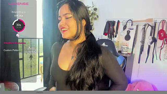 Snapshot of scarlet-kennedy98 chatting on 01/31/25, 10:21 scarlet-kennedy98 online show from 01/31/25, 10:21