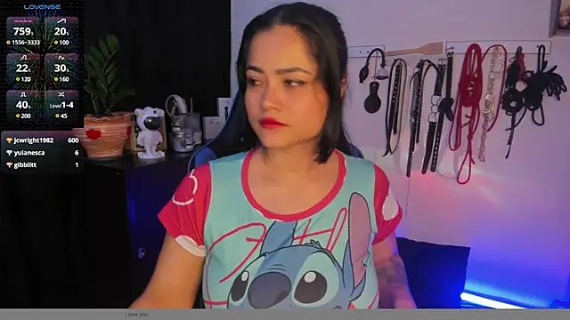 Snapshot of scarlet-kennedy98 chatting on 02/13/25, 10:43 scarlet-kennedy98 online show from 02/13/25, 10:43