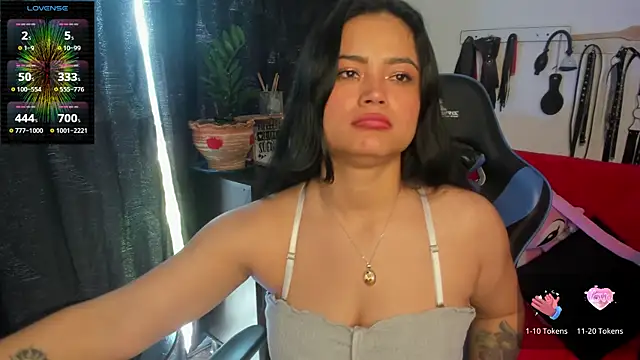 Snapshot of scarlet-kennedy98 chatting on 02/18/25, 08:25 scarlet-kennedy98 online show from 02/18/25, 08:25