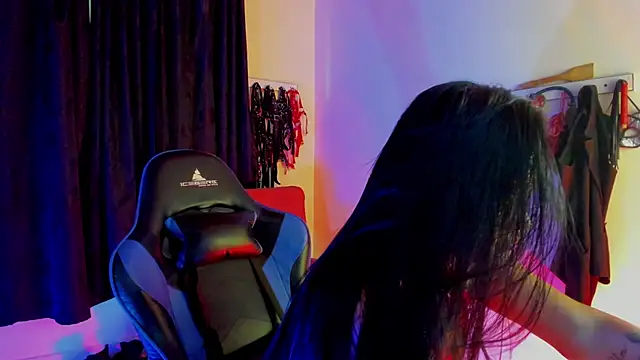 Snapshot of scarlet-kennedy98 chatting on 09/16/25, 09:27 scarlet-kennedy98 online show from 09/16/25, 09:27