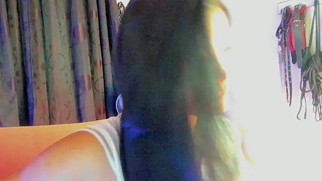 Snapshot of scarlet-kennedy98 chatting on 09/26/25, 02:15 scarlet-kennedy98 online show from 09/26/25, 02:15